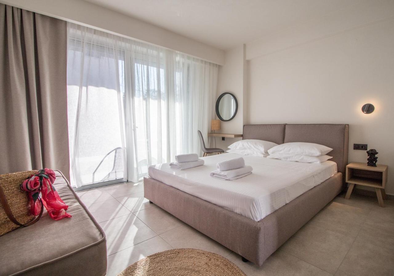 Aelia Seaside Luxury Suites 内亚卡瓦里 外观 照片