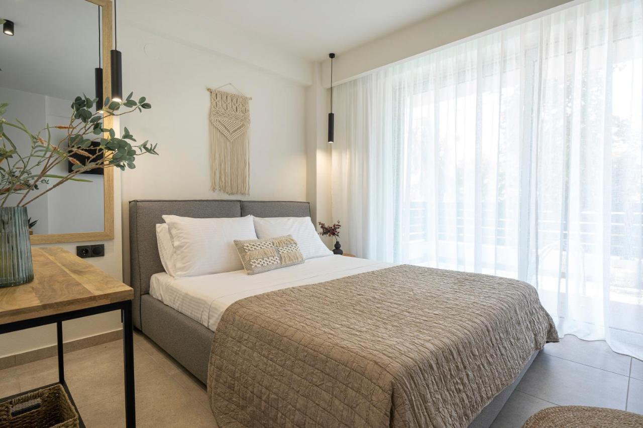 Aelia Seaside Luxury Suites 内亚卡瓦里 外观 照片