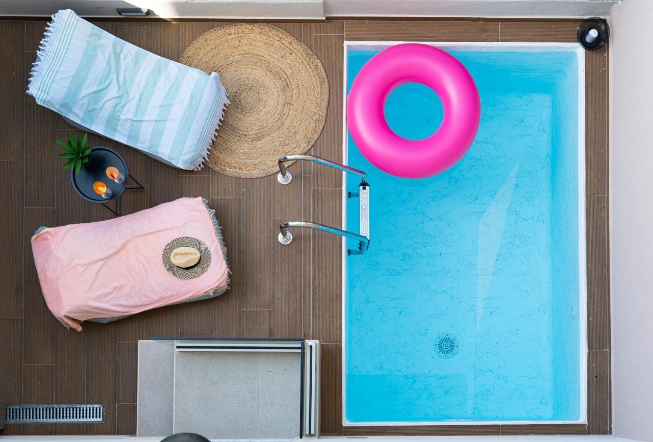 Aelia Seaside Luxury Suites 内亚卡瓦里 外观 照片