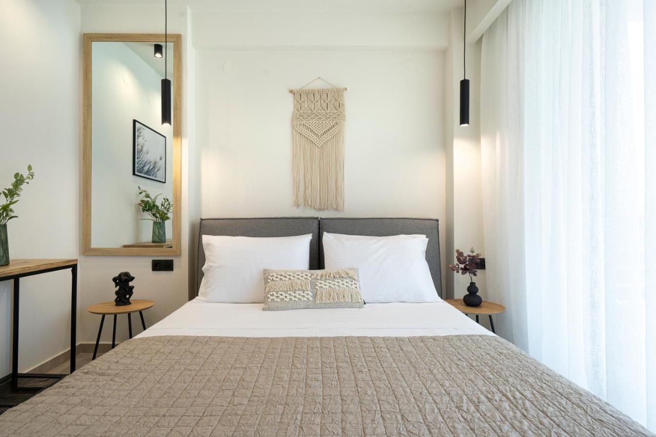 Aelia Seaside Luxury Suites 内亚卡瓦里 外观 照片