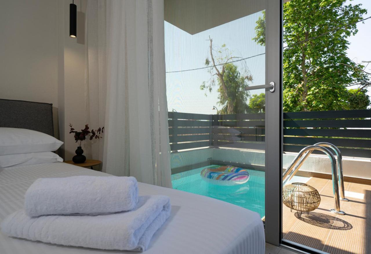 Aelia Seaside Luxury Suites 内亚卡瓦里 外观 照片
