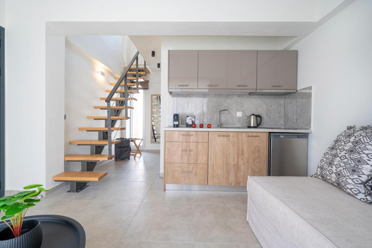 Aelia Seaside Luxury Suites 内亚卡瓦里 外观 照片