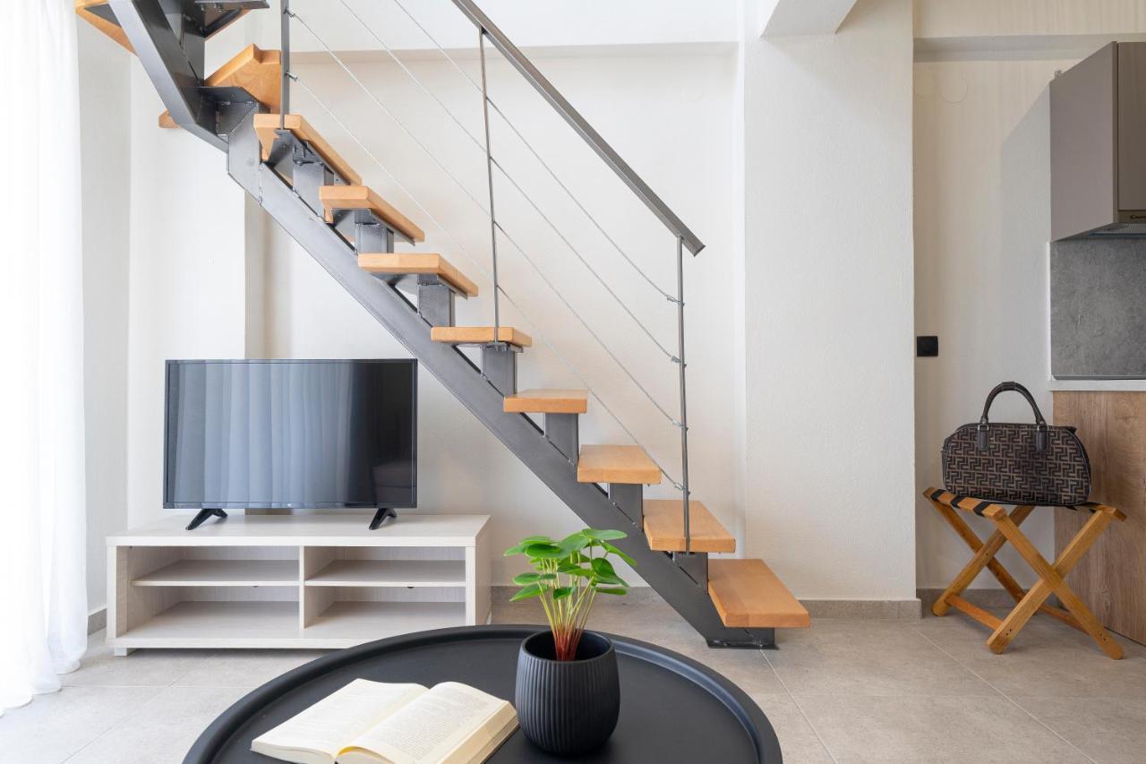 Aelia Seaside Luxury Suites 内亚卡瓦里 外观 照片